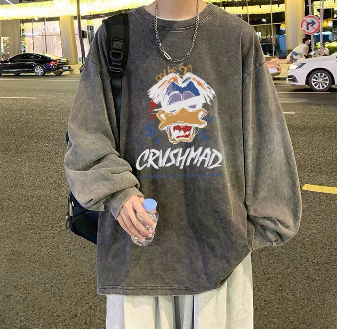 Sweatshirt