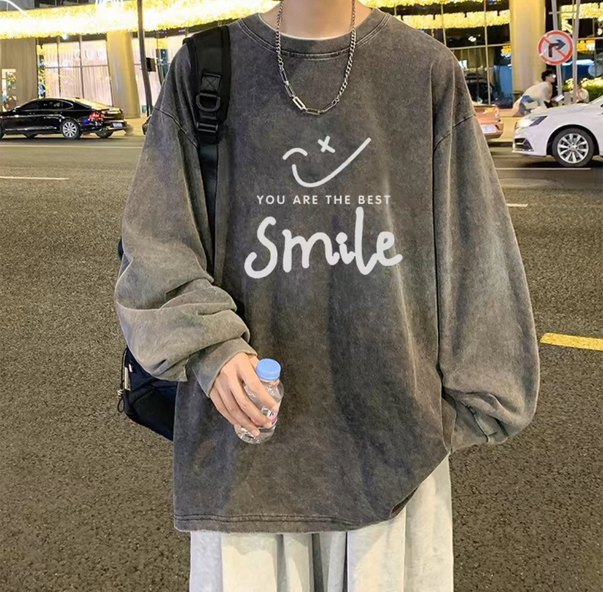Sweatshirt